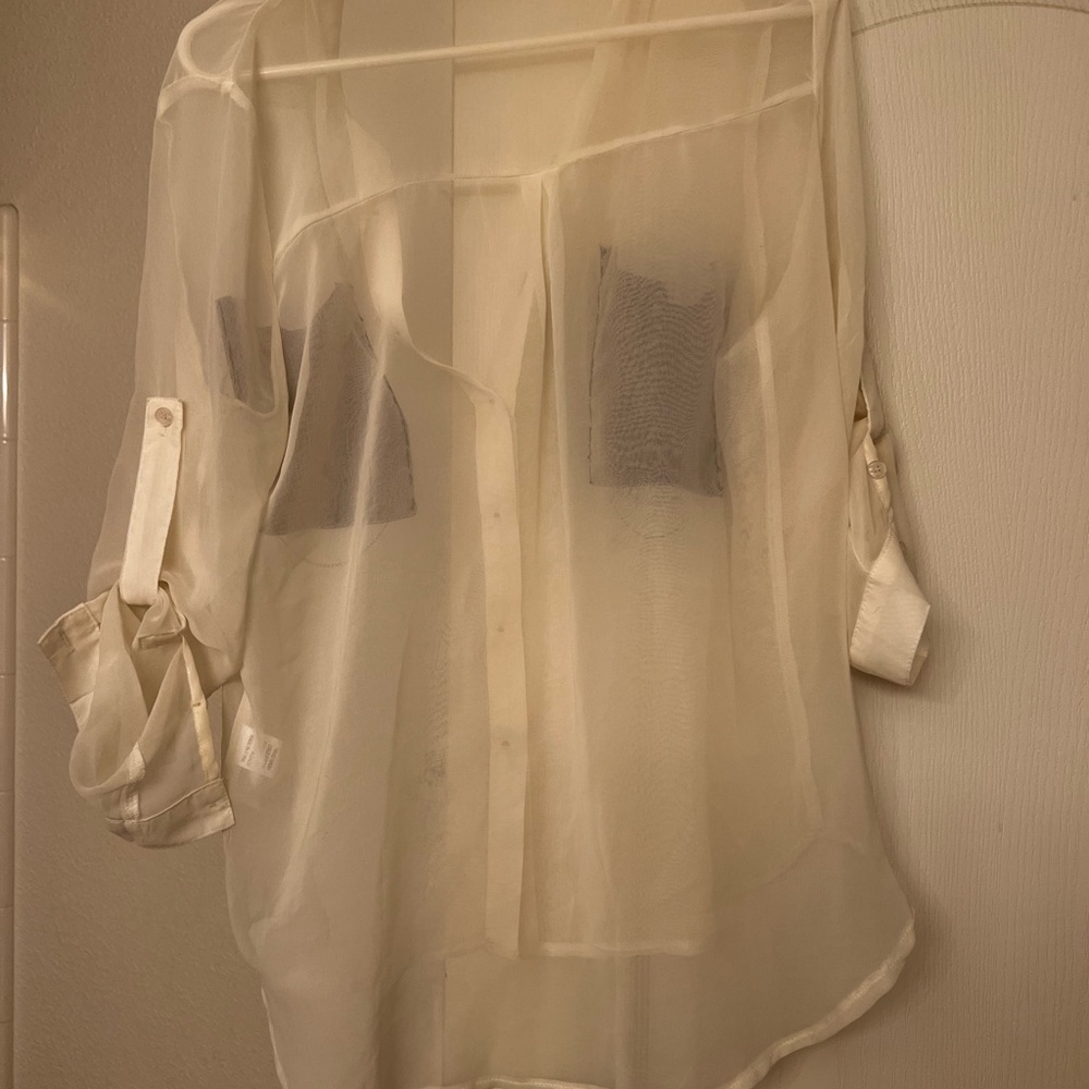 Lulu’s blouse - Picture 6 of 6